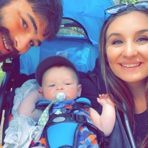 Meet your Posher, Devan